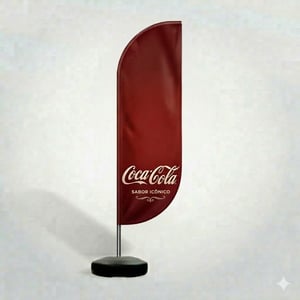 Wind Banner GG Estrutura Alumínio 65 x 360 4x4 Wind Banner Personalizado modelo GG 0,65x3,60m, estrutura de alumínio, base redonda preta e impressão dupla face em Ultra-HD. Ideal para eventos e campanhas promocionais. Estrutura Alumínio 