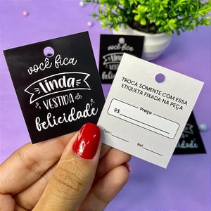 Mini Tag Roupas - Laminação Fosca Papel Couchê 250g ou 300g 4x5 Centímetros Frente e Verso Colorido Laminação Fosca Cantos Retos + Furo Central 3mm Enytrega em até 5 dias úteis