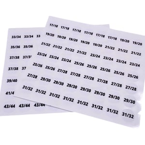 Kit Etiquetas de Numeração Dupla para Calçados | Distribuição Automática Papel Couchê Fosco Adesivo Redonda 2cm Preta (1x0) – impressão em alta qualidade Sem laminação Meio corte eletrônico (pronto para destacar) + corte final Arte padrão inclusa. Produção rápida. 📦 Escolha o kit ideal:  |⭐ 50 un → Ideal para teste |⭐ 100 un → Mais vendido |🔥 200 un → Melhor custo |📦 500 un → Ideal para revenda |🚀 1000 un → Melhor preço
