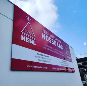 PLACA EM CHAPA DE ACM ESTRUTURA DE METALON COM CHAPA DE ACM - LETREIRO EM ADESIVO   CHAPA DE ACM - 3MM - PINTURA POLIESTER  