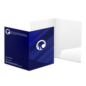 PASTA COM BOLSA COLADA Couchê 300g 44x31cm 4x0 Cores Laminação fosca / brilho BOLSA COLADA Tam. Arte: 540x392