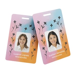 Crachá PVC com Cordão Personalizado Completo — 20230425