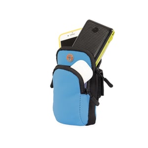 Braçadeira Esportiva Neoprene Impermeável com Saída de Fone - 19057