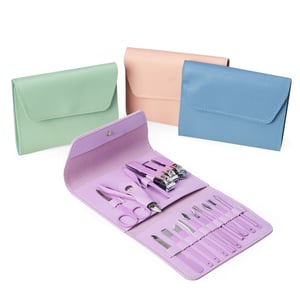 Kit Manicure 16 Peças com Estojo Estilo Envelope | Brinde Feminino Completo - 18724  Kit Manicure 16 Peças   estojo de couro sintético estilo envelope brinde premium, presente feminino ou kit de autocuidado