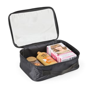 Nécessaire de Nylon com Visor Transparente - Praticidade e Organização - 18807  Nécessaire de Nylon com Visor Transparente Área para gravação: 12 cm x 22 cm   Com duas alças laterais, é ideal para viagens e uso diário!