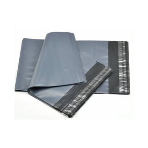 Envelope de Segurança Cinza para Correios 15x20cm - Segurança e Praticidade - 07042501 Produzido em polietileno coextrusado de 3 camadas Envelope de Segurança Cinza para Correios 15x20cm Sem Personalização (liso)   ideal para quem procura uma embalagem discreta e segura para o envio de produtos