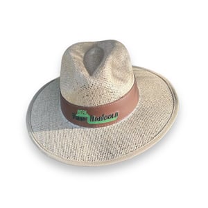 Chapéu Agro Junta Personalizado — Bordado ou Pintado — 2024090401 Junta Chapéu Agro de Junta Personalizado Impressão Colorida bordado ou pintura com sua marca   Ideal para uso em atividades ao ar livre, rodeios, feiras agropecuárias, equipes de campo e ações promocionais.