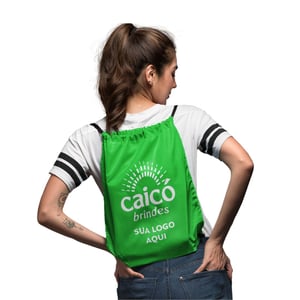 Mochila Bi Lateral para Eventos Personalizada com Logo — Escolha Tecido e Tamanho — CBMOOX3040 A Escolher Mochila para Eventos Personalizada com Logo Silk em 1 cor - em 1 lado - Sendo tecido Branco a arte pode ser colorida (no tecido tactel ou oxford)   ideal para uma variedade de usos, como corrida, eventos, academia, trabalho e muito mais