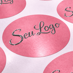 Etiquetas Adesivas Personalizadas com Verniz Localizado Vinil Branco com Verniz Localizado 4x4cm   Corte Personalizado 