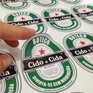 Adesivo Brilho Corte Contorno Vinil Branco  4x0 Brilho Com Corte Contorno 24hs após entrar em produção.