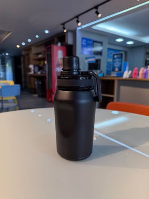 Garrafa térmica de 450ML  fosca personalizada com gravação a laser