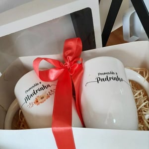 Caneca branca alça lua personalizada