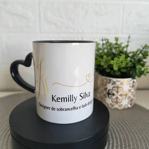 Caneca com alça de coração personalizada