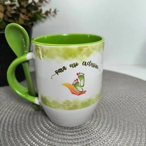 Caneca personalizada com colher