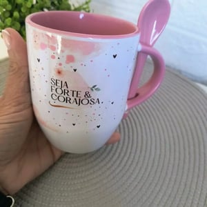 Caneca personalizada com colher