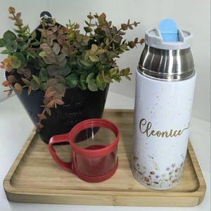 Garrafa térmica com copo personalizada