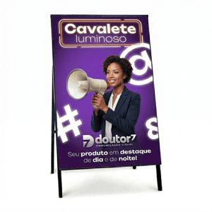 Cavalete Luminoso Estrutura em metalon; Tela de vidro temperado e alumínio; Iluminação LED. 60x90 Incluso 02 impressões em Filme Backlight.   Unilateral, acompanha fonte.