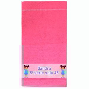 Toalha Infantil Lavabinho Personalizada Algodão/Poliéster Área de Impressão: 7x22cm Impressão frente   Após concluir o pagamento, clique em preencher formulário para anexar seu arquivo ou escrever seu texto