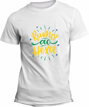 Camiseta Branca Unissex Personalizada Pronta - Rumo ao Hexa Poliéster Área de Impressão = 20x28cm Impressão frente   