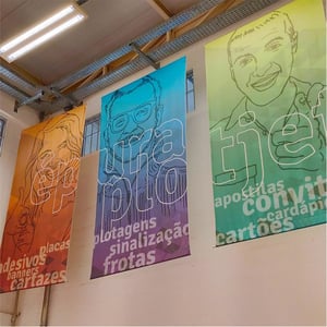 BANNER EM TECIDO OXFORD OXFORD RESINADO    Corte Reto. 