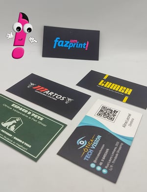 Cartão de visita - Lam. + Verniz Local. Frente e Verso - Colorido Frente e Verso Couchê 300g 48x88mm 4x4 Laminação Fosca + Verniz Localizado Frente e Verso REFILE 