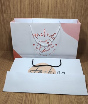 Sacola personalizada tamano M (30x20x8)