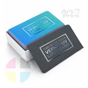 CARTÃO DE VISITA Couchê 300g 9x5cm 4x4 ( Colorido frente e verso) Laminação Fosca e Verniz Localizado F/V 2 Cantos Arredondados 