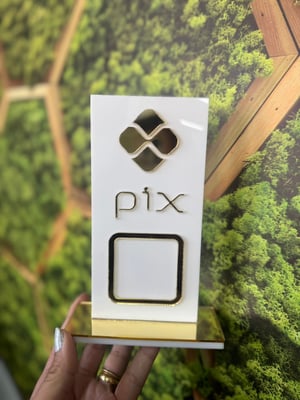 Placa PIX com adesivo QrCode Acrílico     Enviar QRCode do seu pix