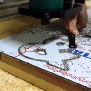 Corte ACM  MATERIAL FORNECIDO   SOMENTE CORTE FACA DE CORTE DEVE SER ENVIADO EM VETOR