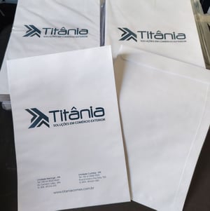 ENVELOPE SACO A4 22x32cm Branco c/ Logo - Econômico