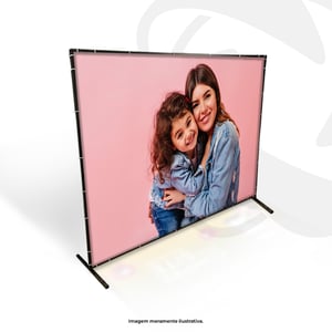BACKDROP METALON DESMONTÁVEL Lona fosca com ilhós e estrutura em metalon Lona Tam. 190x190cm ou 290x190cm 4x0 Pintura preta A arte deve ser produzida com 10cm a menos em cada lado, garantindo melhor tensionamento e encaixe na estrutura Valor somente pelo site