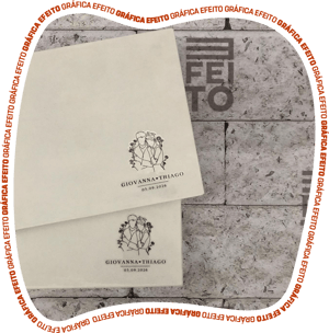 Adesivo externo para caixa - Adesivo em Vinil Tamanho 5x5cm  - Brilho - Corte Eletrônico - Iniciais ou logo dos Noivos