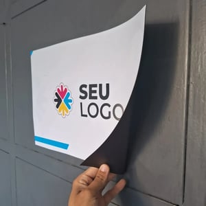 IMÃ PARA CARRO ADESIVADO
