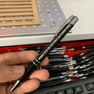 CANETA METAL COM GRAVAÇÃO A LASER      