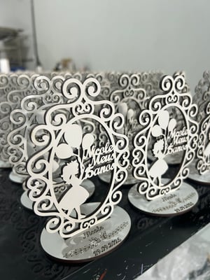 LEMBRANCINHA MDF BRANCO 15 ANOS 10CM      