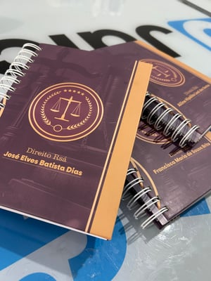 AGENDA DIÁRIA 2026 Capa dura com Wire-o 2x1 15X20CM 4x0 Laminação brilho ou fosca da capa  