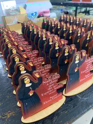 LEMBRANCINHA RELIGIOSA MDF CRU COM ADESIVO      