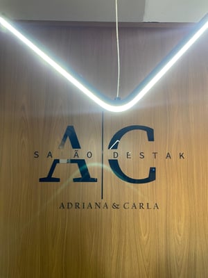 LETREIRO ACRÍLICO CORES      