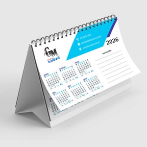 Calendário de Mesa Couchê Brilho 150g 12 páginas 4x4 Colorido Frente e VErso  Wire-o Preto 