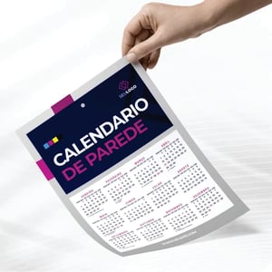 Calendario de Parede Couchê 300g 20x27 4/0 Verniz UV total frente Furo 