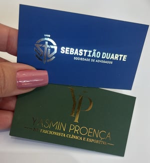 Cartão de Visita em Hot Stamping Couchê 300g 9x5cm 4x4 Laminação Soft Touch e Hot Stamping Corte Reto 