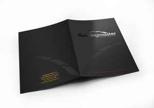 Pasta -bopp+ verniz local sem bolsa (250 Unidade) couchê 300g  com corte e vinco 31x45cm cores 4.0 Laminação BOPP com Verniz Localizado corte reto 