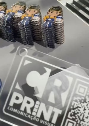 Chaveiro em Acrilico Impressão UV e Recorte laser com Argola