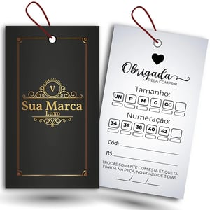 TAG EM PAPEL COUCHÊ 300g, COM FURO Couchê 300g 9X5cm IMPRESSÃO OFFSET Verni UV Total Frente Corte Reto (OBS.: NÂO acompanha o Cordão) 