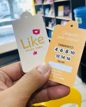 Tags - 8x4cm Papel Fotográfico 180g Tam. 8x4cm Colorido Laminação Brilho Corte Especial 