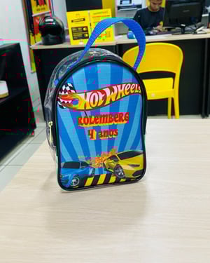 Maletinha Oval Cristal ou Verniz Tam. 20x15cm    