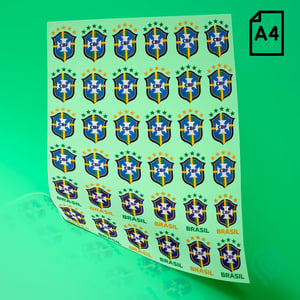 Cartela A4 DTF UV – Escudo Seleção Brasileira CBF Estilo Bordado Copa do Mundo 2026 Material em Filme Cartela A4 - 21 x 29 cm Impressão Colorida Verniz para auto relevo  Cartela adesivo DTF UV - Copa do Mundo 2026