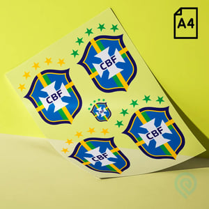Cartela A4 DTF UV – Escudo Seleção Brasileira CBF 02 Copa do Mundo 2026 Material em Filme Cartela A4 - 21 x 29 cm Impressão Colorida Verniz para auto relevo  Cartela adesivo DTF UV - Copa do Mundo 2026