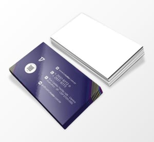 Cartão de Visita Start Couchê 250g 5cm x 9cm frente colorida branco no verso Verniz UV total frente Corte reto 