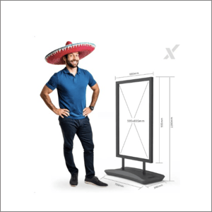 TOTEM PROMOCIONAL PREMIUM